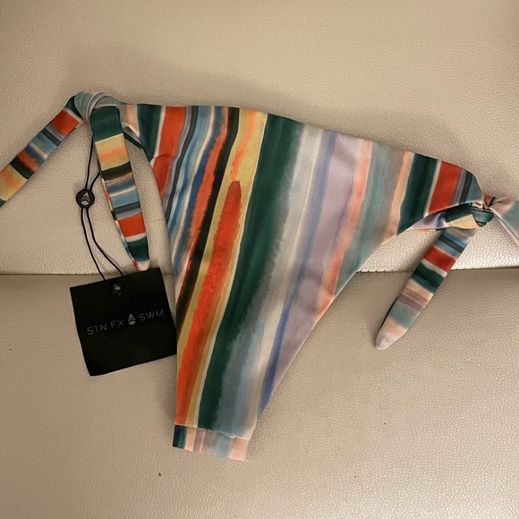 STONE FOX SWIM ✨ SIDE TIE BOTTOMS NWT - Picture 5 of 5